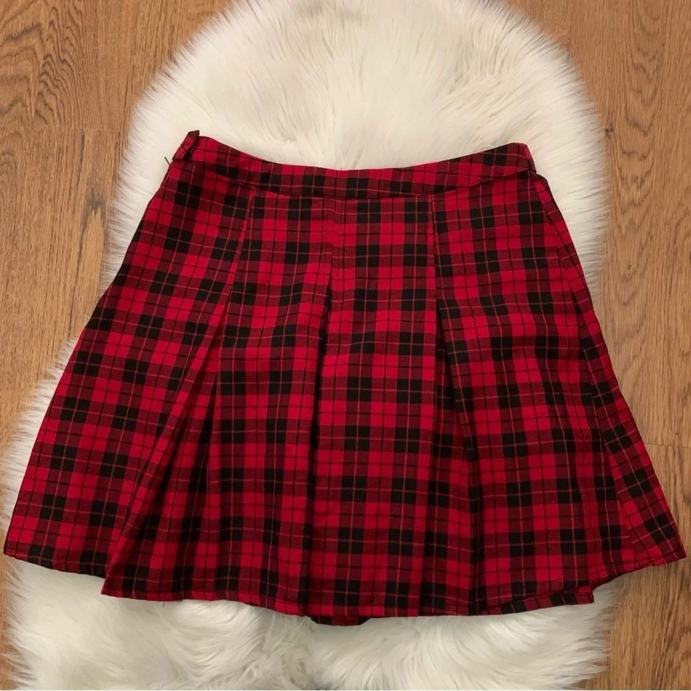 Hot Topic Red Plaid pleated unlined mini short length Skirt XL Gothic Girl